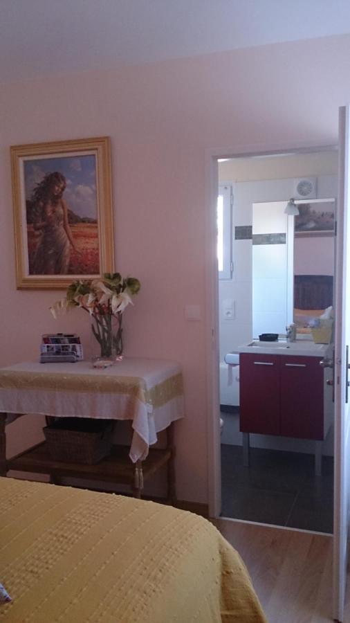 Chambres Et Tables D'Hotes "Au Pres De Ma Blonde" Senouillac Exterior foto